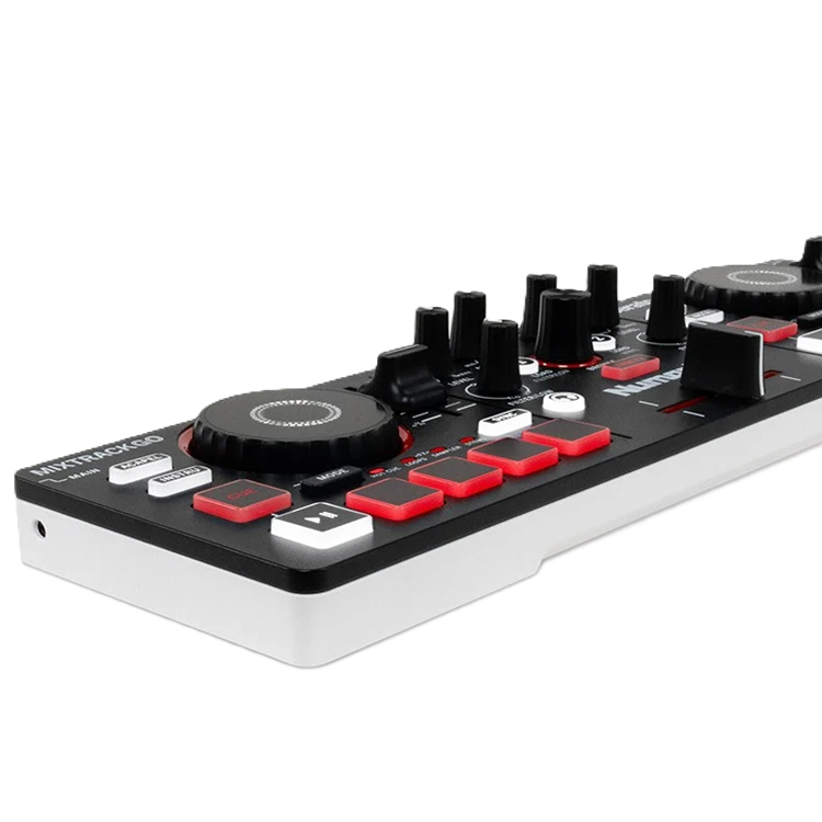 MixTrack Go Numark DJ Controller