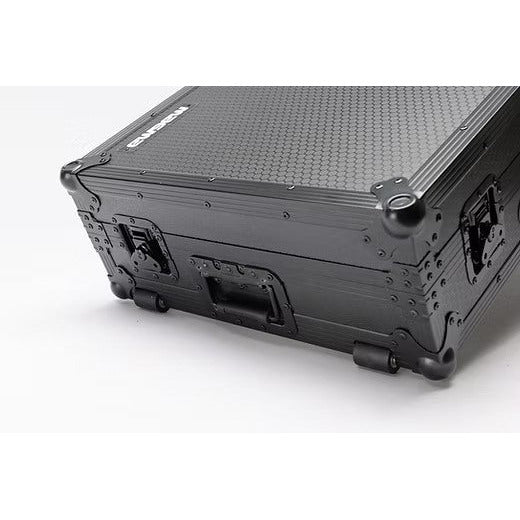 MULTI-FORMAT WORKST. PLAYER/MIXER-SET MAGMA + LAPTOP ZWART