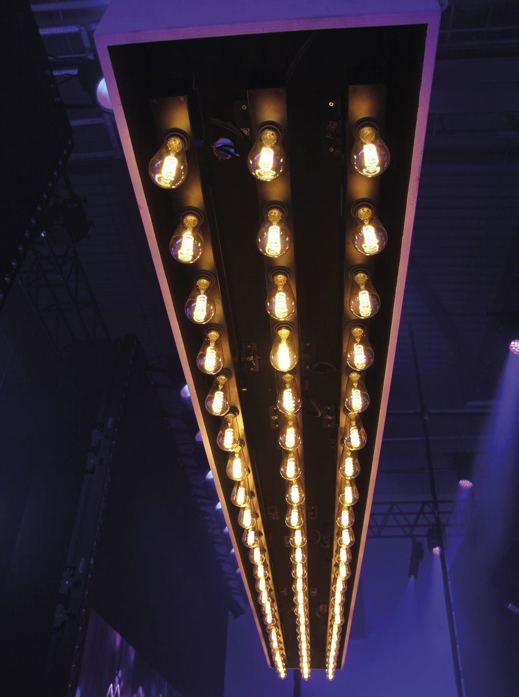Edison Bar E6 Showtec DMX LED Dimmer 6x E27