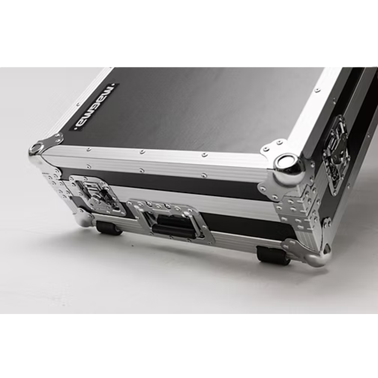 Multi-Format Case Player/Mixer-set Magma (Black/Silver)