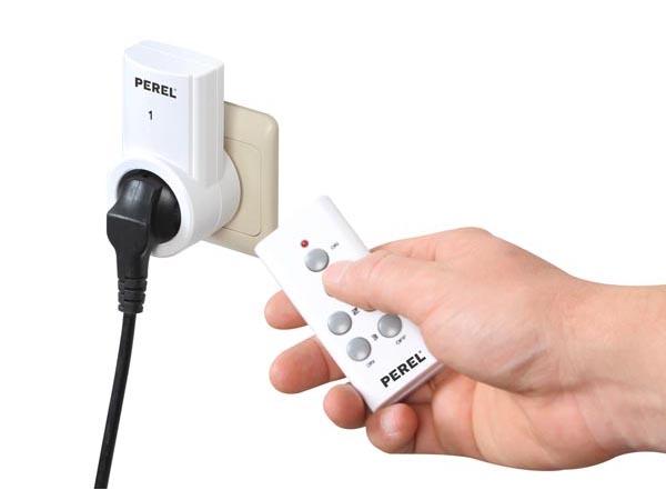 Stopcontacten met Afstandsbediening Perel