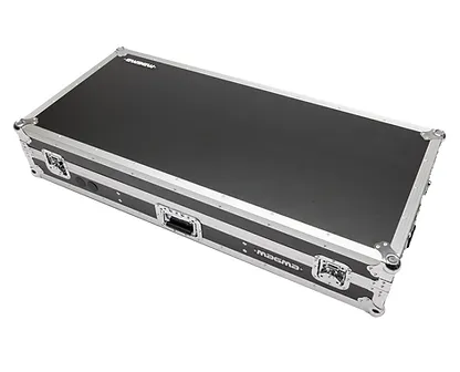MULTI-FORMAT CASE PLAYER/MIXER V10/A9 MAGMA DJ-Set flightcase ZILVER