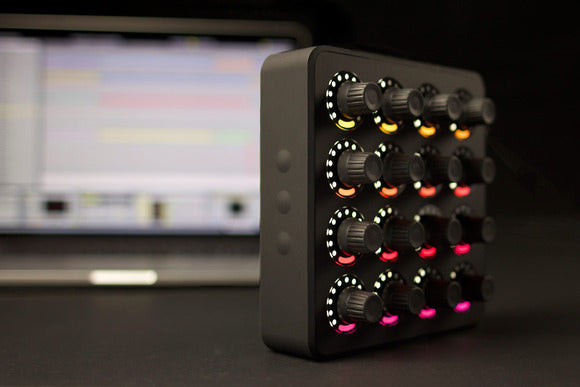MIDI FIGHTER TWISTER BLACK DJ TECHTOOLS CONTROLLER