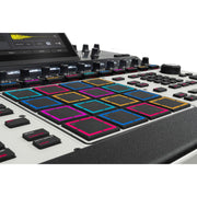 MPC XL AKAI Standalone Sampling &amp; Sequencing Station