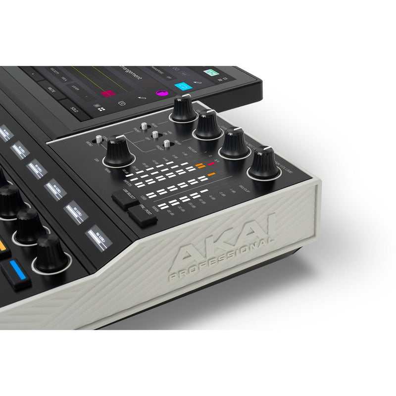 MPC XL AKAI Standalone Sampling &amp; Sequencing Station