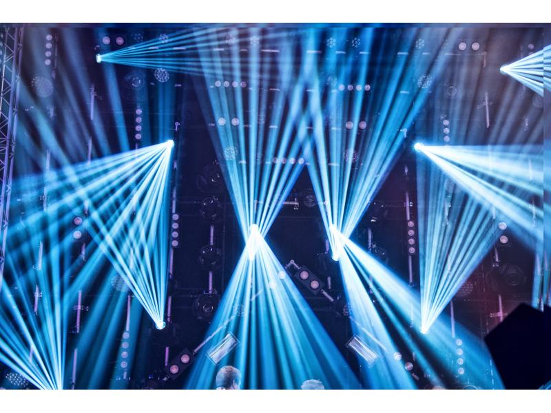 BTX-TITAN BRITEQ MOVING HEAD BEAM + SPOT + WASH