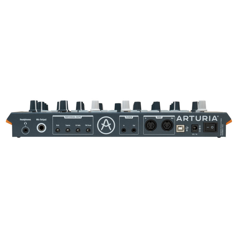 DRUMBRUTE IMPACT ARTURIA ANALOG DRUM MACHINE