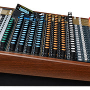 Model 24 Tascam 22-Kanaals Mengpaneel