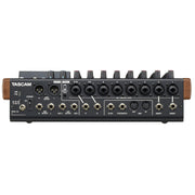MODEL 12 TASCAM 10-KANAALS MENGPANEEL