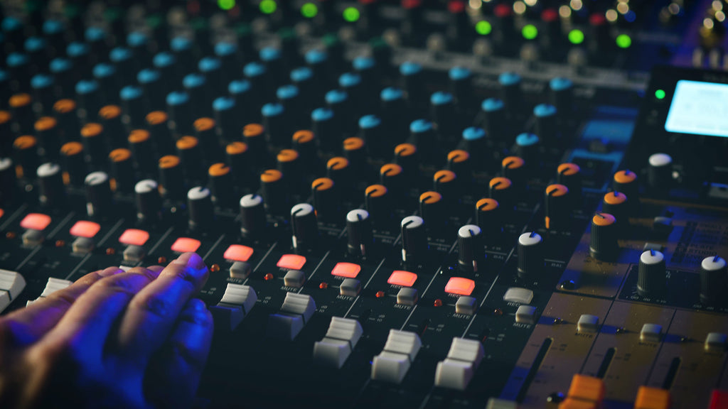 Model 24 Tascam 22-Kanaals Mengpaneel