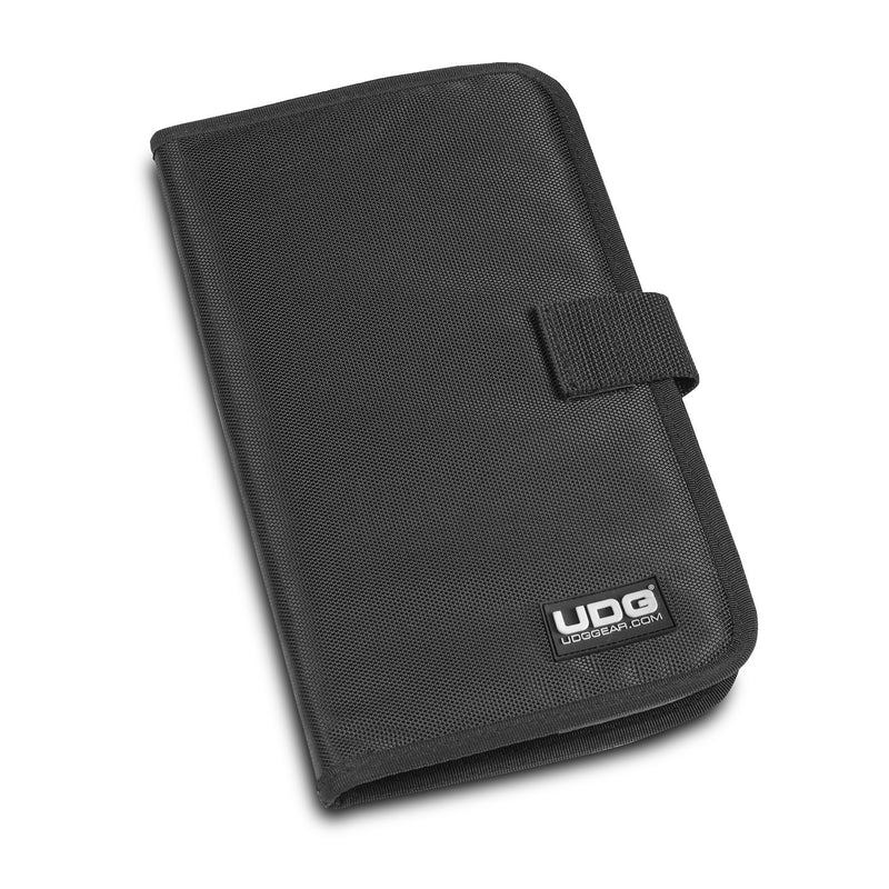 UDG CD WALLET 24 ZWART @ EINDEREEKS